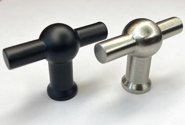 Kastknop Zwart , Deze prachtige kastknoppen he.Te gebruiken voor alle soorten kasten , zoals keukenkasten , badkamerkasten , meubelkasten ...
Te gebruiken als onder andere, Deurknoppen , keukengreep , meubelknop , Deurknopjes , deurknop , badkamerknop , kastgreep , meubelknoppen keukenkastjes en ladegrknop